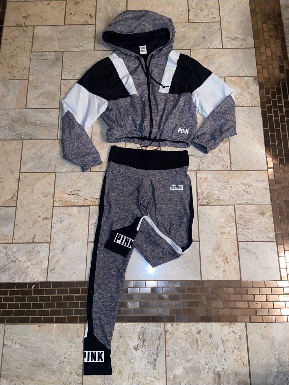 Victoria's Secret PINK Heather Gray crop jacket with matching ultimate leggings